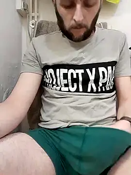 Snapshot of 80julien chatting on February 13, 2026, 1:05 am 80julien online show from February 13, 2026, 1:05 am