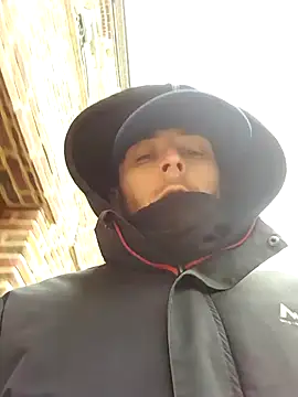 Snapshot of 80julien chatting on February 20, 2026, 1:13 pm 80julien online show from February 20, 2026, 1:13 pm