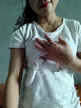 Vanvan68xx online show from April 15, 2026, 2:39 am