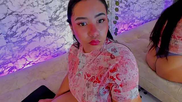 soffi joness23 online show from February 17, 2026, 12:35 pm