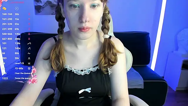 tracy aw online show from April 14, 2026, 2:27 am