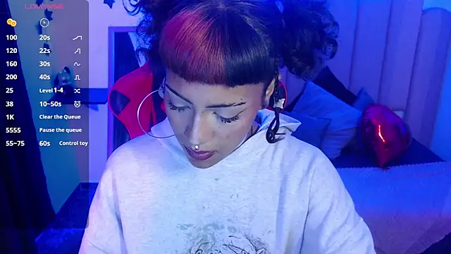 jia1111  online show from February 17, 2026, 2:14 pm