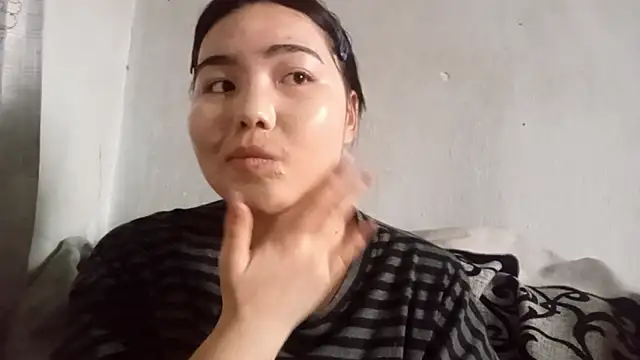 MollyAsian online show from February 16, 2026, 9:08 am