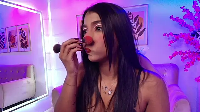 Divinee Cloe online show from February 14, 2026, 11:21 am