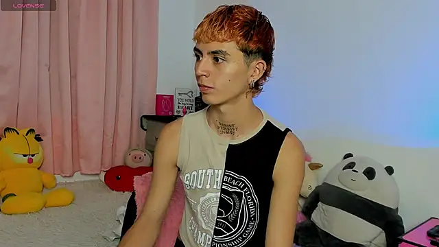 Maiky Cooper01 online show from March 15, 2026, 9:38 am