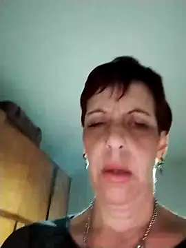 Juguetonafogosa5 online show from February 15, 2026, 12:11 am