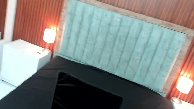 Snapshot of Arianaa_Cooper_ chatting on February 10, 2026, 11:31 am Arianaa Cooper online show from February 10, 2026, 11:31 am