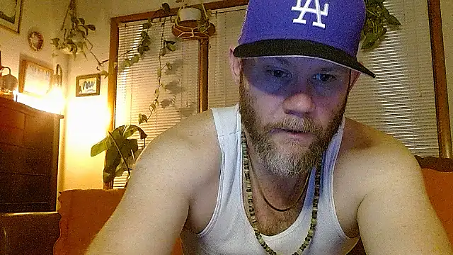 marcus graves 13 online show from March 11, 2026, 2:05 am