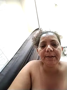 Gorditacarlota online show from March 15, 2026, 7:32 pm