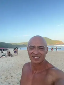 dogfrota online show from February 12, 2026, 9:14 pm