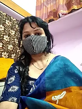 Priyaji7575 online show from January 14, 2026, 7:45 am