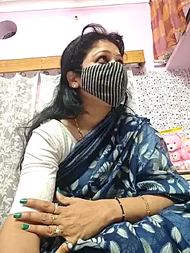 Snapshot of Priyaji7575 chatting on February 18, 2026, 5:53 pm Priyaji7575 online show from February 18, 2026, 5:53 pm