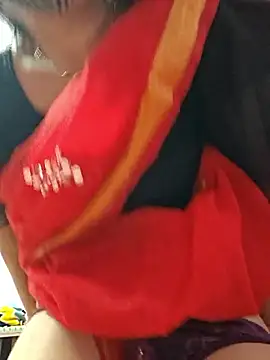 Snapshot of Priyaji7575 chatting on February 5, 2026, 6:09 am Priyaji7575 online show from February 5, 2026, 6:09 am