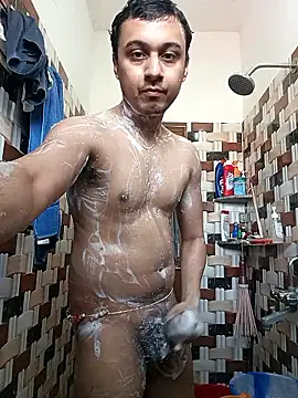 Uzieham22 online show from March 19, 2026, 3:39 am