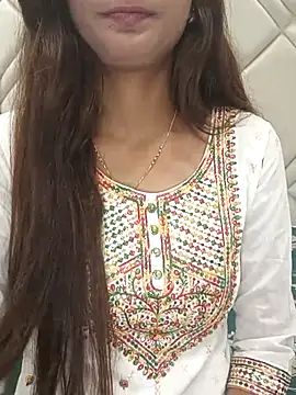 TrendyTales  online show from January 17, 2026, 1:04 pm