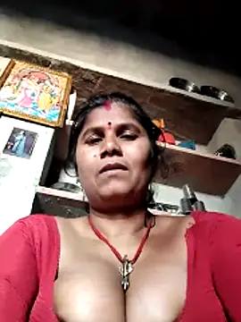 Snapshot of Hot_di97 chatting on April 22, 2026, 3:02 am Hot di97 online show from April 22, 2026, 3:02 am