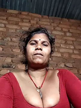 Snapshot of Hot_di97 chatting on April 18, 2026, 8:53 pm Hot di97 online show from April 18, 2026, 8:53 pm