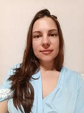 She-Moon online show from May 25, 2026, 6:17 pm