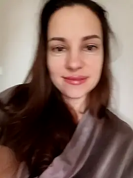 She-Moon online show from March 22, 2026, 6:37 am