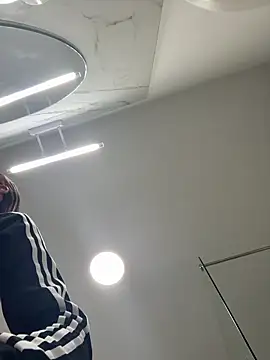 Snapshot of Missolevelvet chatting on February 15, 2026, 6:47 am Missolevelvet online show from February 15, 2026, 6:47 am