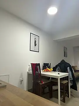 Snapshot of Missolevelvet chatting on February 28, 2026, 7:35 pm Missolevelvet online show from February 28, 2026, 7:35 pm