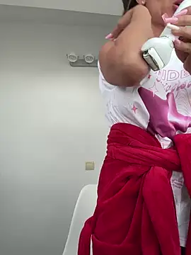 Missolevelvet online show from April 9, 2026, 1:17 pm