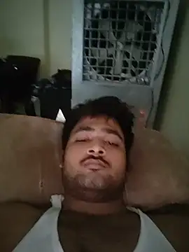 Snapshot of allumatar chatting on July 5, 2026, 9:05 am allumatar online show from July 5, 2026, 9:05 am
