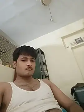 Snapshot of allumatar chatting on July 8, 2026, 3:45 pm allumatar online show from July 8, 2026, 3:45 pm