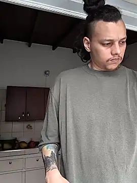 Snapshot of just_NB chatting on January 13, 2026, 5:06 pm just NB online show from January 13, 2026, 5:06 pm