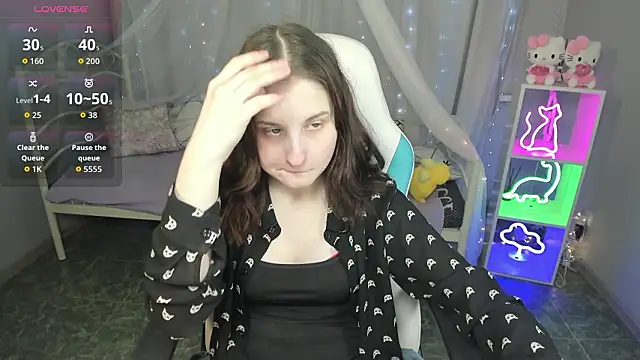 KiraDuvall online show from March 20, 2026, 7:48 pm