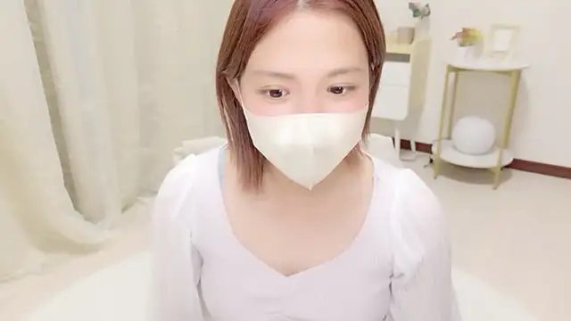 Snapshot of UMIumi- chatting on April 30, 2026, 9:49 am UMIumi- online show from April 30, 2026, 9:49 am