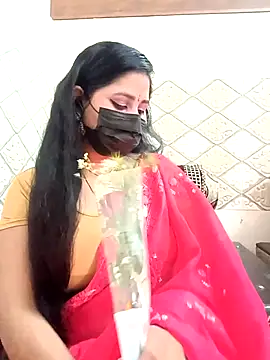 Cute purnima143 online show from February 14, 2026, 4:18 pm