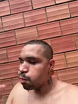 Liamm03 online show from July 25, 2026, 11:00 pm