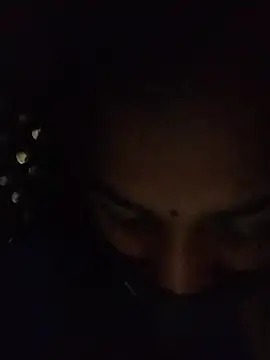 Tamil Hot RoyalQueen online show from March 4, 2026, 1:24 am