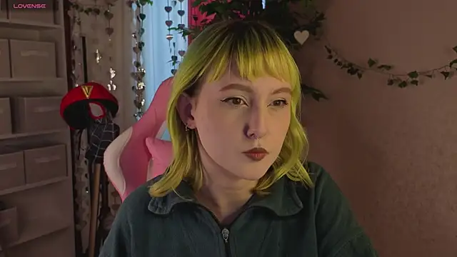 Roziett Belle online show from March 4, 2026, 9:50 am