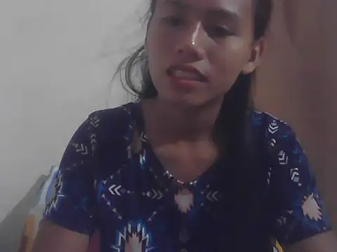 lovelypinay31xx online show from April 14, 2026, 11:15 am