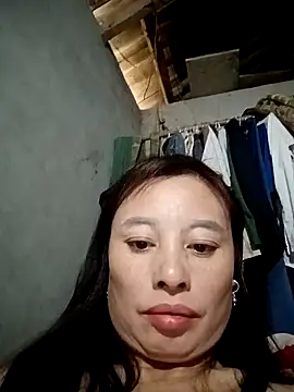 Snapshot of kaia-cam chatting on February 19, 2026, 6:10 am kaia-cam online show from February 19, 2026, 6:10 am