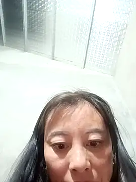 Snapshot of kaia-cam chatting on February 13, 2026, 10:54 pm kaia-cam online show from February 13, 2026, 10:54 pm