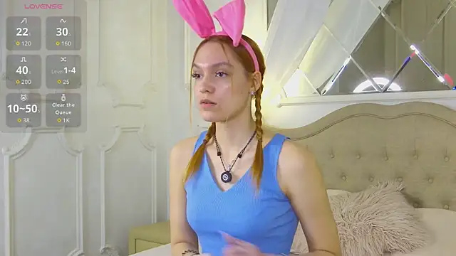 AvaLarson online show from April 4, 2026, 12:12 pm