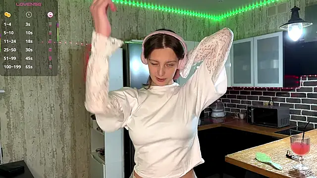 Snapshot of ChrisAmott chatting on February 2, 2026, 4:06 pm ChrisAmott online show from February 2, 2026, 4:06 pm