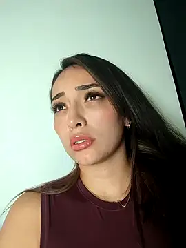Snapshot of anny_bianchy chatting on May 16, 2026, 9:08 am anny bianchy online show from May 16, 2026, 9:08 am