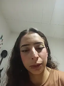 AlexxaAndRileyy online show from April 13, 2026, 8:35 pm