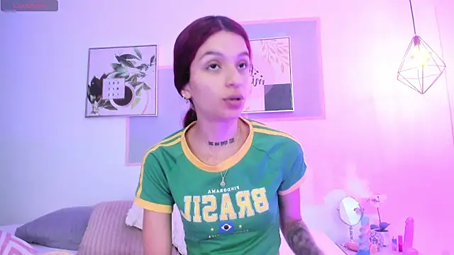 april jones05 online show from March 27, 2026, 1:01 pm