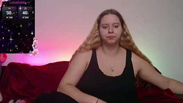 Snapshot of Mia_lou05 chatting on January 18, 2026, 7:17 pm Mia lou05 online show from January 18, 2026, 7:17 pm