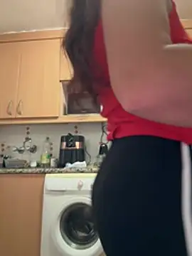 Snapshot of morenita_sexy777 chatting on February 18, 2026, 8:11 am morenita sexy777 online show from February 18, 2026, 8:11 am