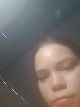 Snapshot of AdharaCusan chatting on February 11, 2026, 3:12 pm AdharaCusan online show from February 11, 2026, 3:12 pm