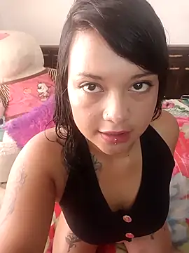 ebonysummer  online show from April 23, 2026, 5:25 pm