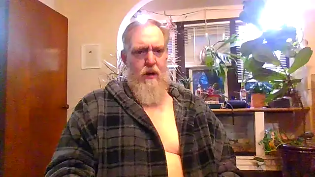 Snapshot of Moeblick chatting on February 18, 2026, 12:34 pm Moeblick online show from February 18, 2026, 12:34 pm