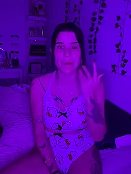 Snapshot of julieeeeee75 chatting on January 14, 2026, 9:51 pm julieeeeee75 online show from January 14, 2026, 9:51 pm