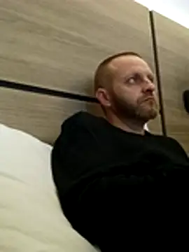 Snapshot of sterng6969 chatting on February 15, 2026, 3:07 am sterng6969 online show from February 15, 2026, 3:07 am